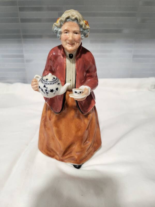 Royal Doulton "Teatime"